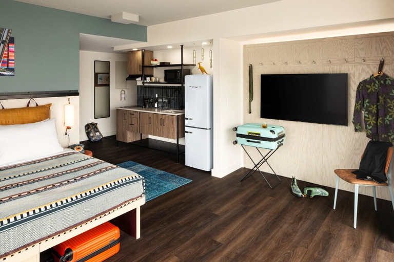 Bedroom 2, Moxy Halifax Downtown, Halifax