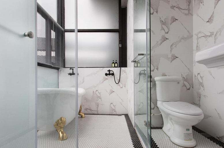 Bathroom 3, Railway Hualien Hostel, Hualien
