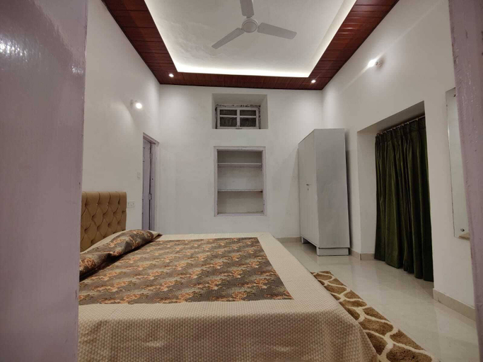 Others 3, Gufa Cottage, Dehradun