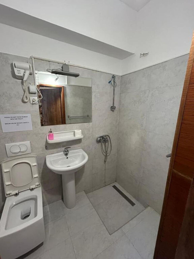 Bathroom 3, Club Neni Hotel Kotor