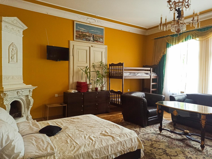 Bedroom 2, Вілла Графа, L'vivs'ka
