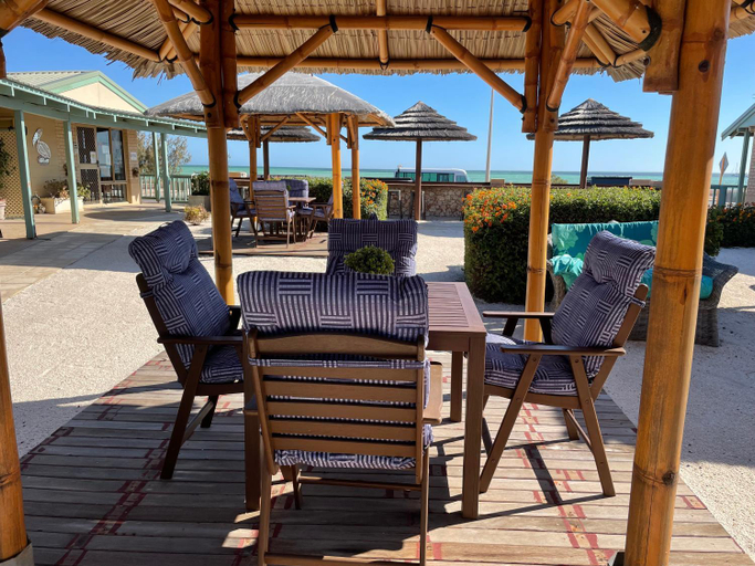 Food & Drinks 5, Shark Bay Seafront Apartments, Shark Bay