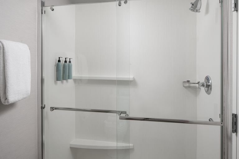 Bathroom 5, Courtyard by Marriott Decatur, Morgan