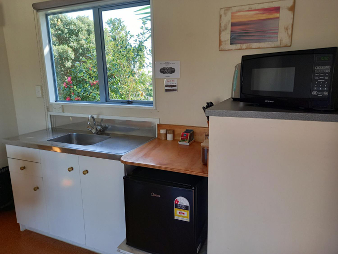 Others 4, Raglan West Accommodation Units, Waikato