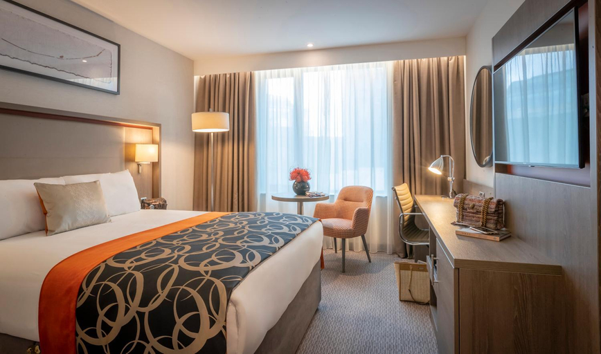 Bedroom 3, Clayton Whites Hotel