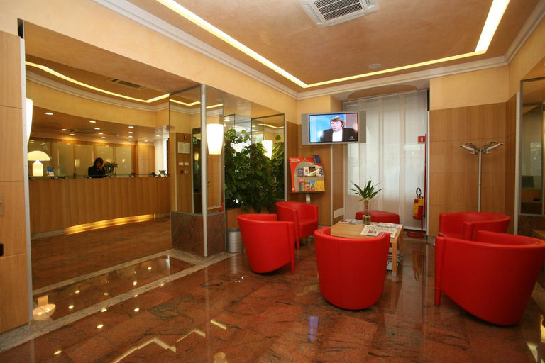 Public Area 5, Le Petit Hotel, Torino