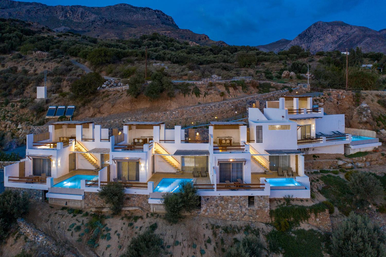 Others 2, Pyrgos Exclusive , Sea View & Private Pool, Crete
