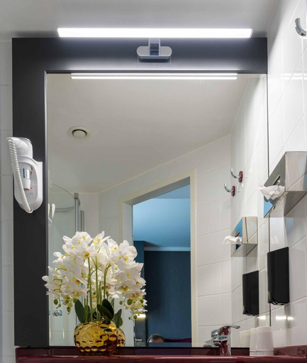 Bathroom 4, Plaza Premium Karlsruhe, Karlsruhe