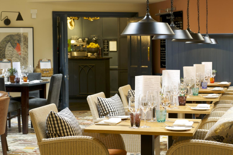 Food & Drinks 5, The Swan Hotel, Gloucestershire