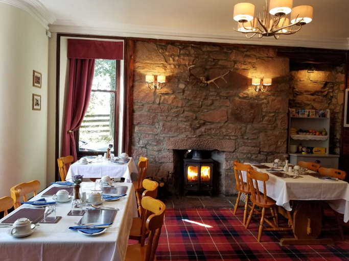 Food & Drinks 5, Glenan Lodge Self Catering, Highland