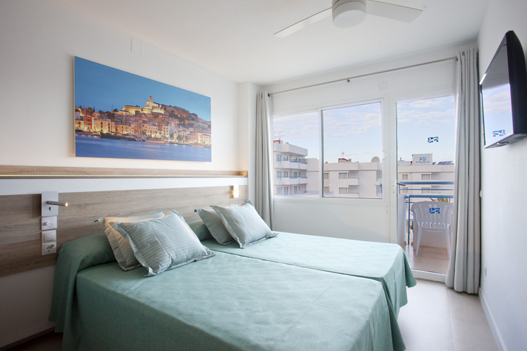 Bedroom 3, Playa Bella, Baleares