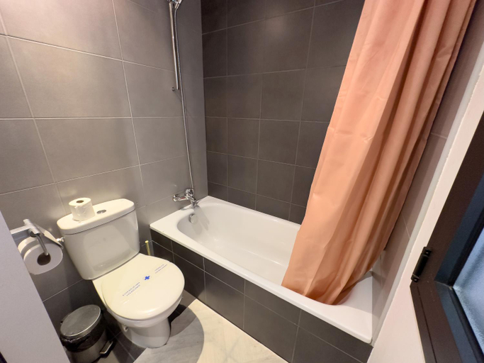 Bathroom 3, Apartamentos La Solana 3000