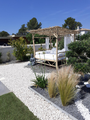 Others 3, jardin zen, Var