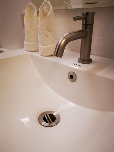 Bathroom 4, Urban Boutique Hotel, Malay
