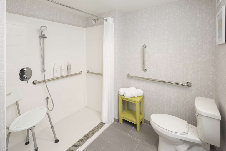 Bathroom 4, Hampton Inn Hornell, Steuben