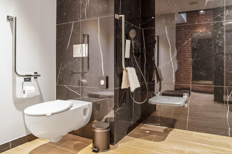 Bathroom 3, Golden Tulip Warszawa Centrum, Warsaw