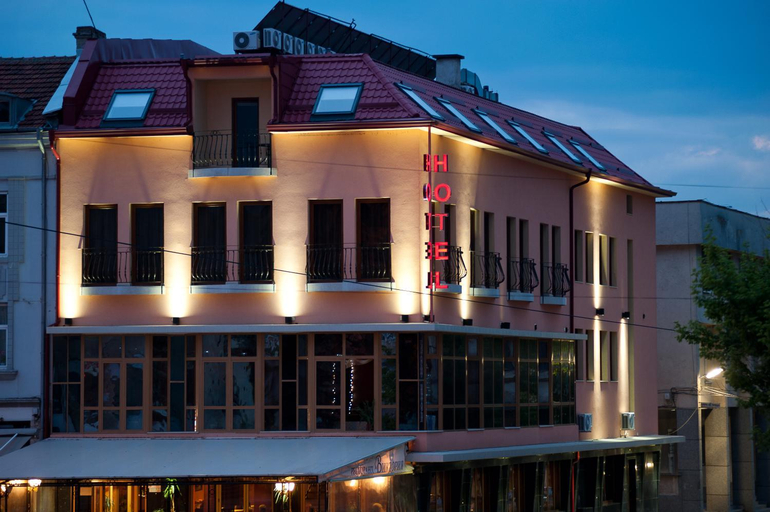 Exterior & Views, Hotel Victoria, Panagyurishte