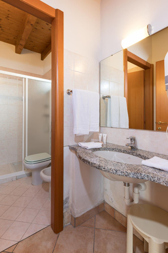 Bathroom, Aparthotel La Caletta Bolognese, Verona