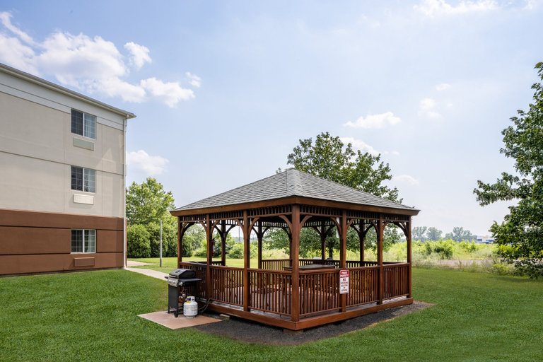 Exterior & Views 3, Candlewood Suites WINDSOR LOCKS BRADLEY ARPT, Hartford