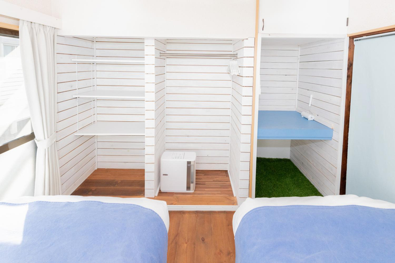 Bedroom 2, Blue Lagoon, Kamakura