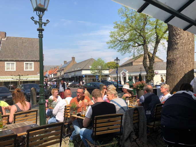 Food & Drinks 4, Slapen bij de Zeeuwse Lala, Sluis