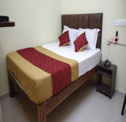 Bedroom 3, Yoga Inn, Puducherry