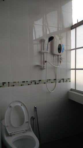 Bathroom 3, B' Hotel Kajang, Hulu Langat