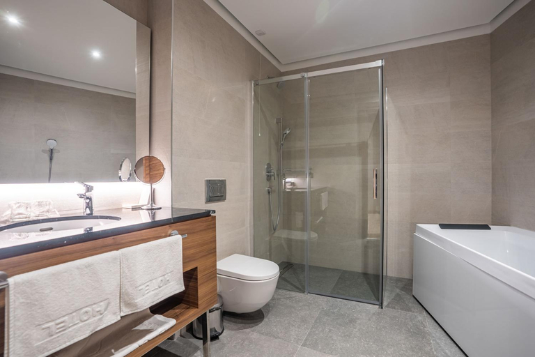 Bathroom 5, Hotel Tonanti, Vrnjačka Banja