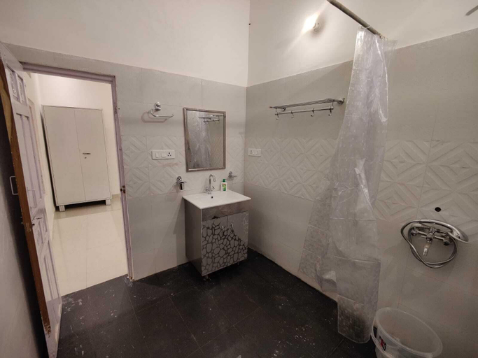 Others 5, Gufa Cottage, Dehradun