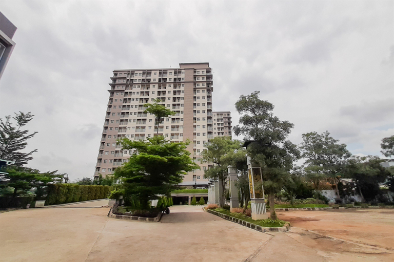 Exterior & Views 3, Warm and Cozy Stay Studio Baileys Apartment By Travelio, Tangerang Selatan