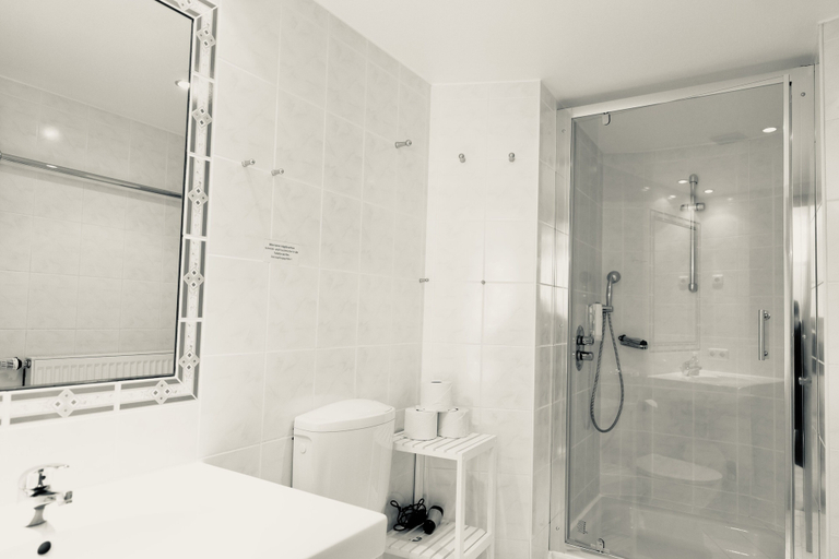 Bathroom 3, Hotel Residenz Waldoase, Vorpommern-Greifswald