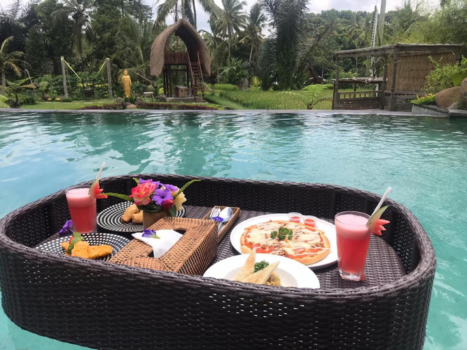 Food & Drinks 8