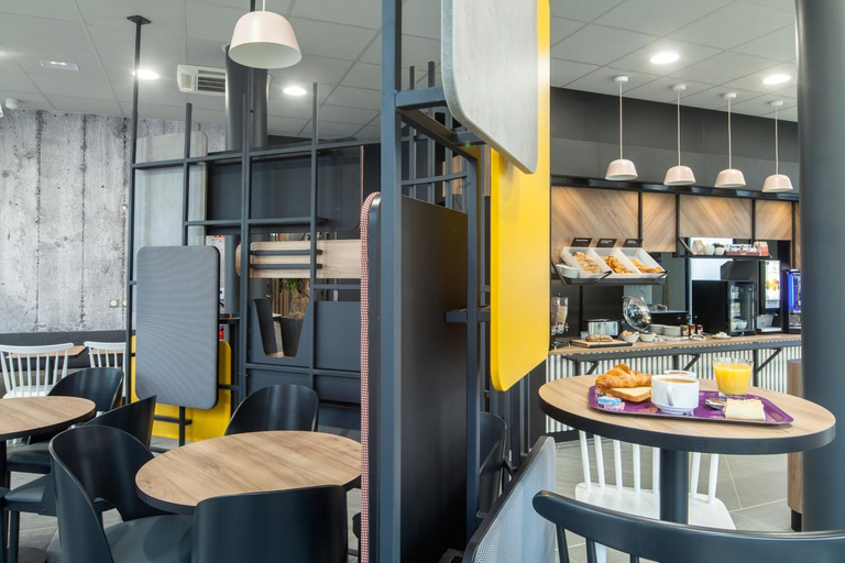 Food & Drinks 5, B&B Hotel NANTERRE Rueil-Malmaison, Hauts-de-Seine