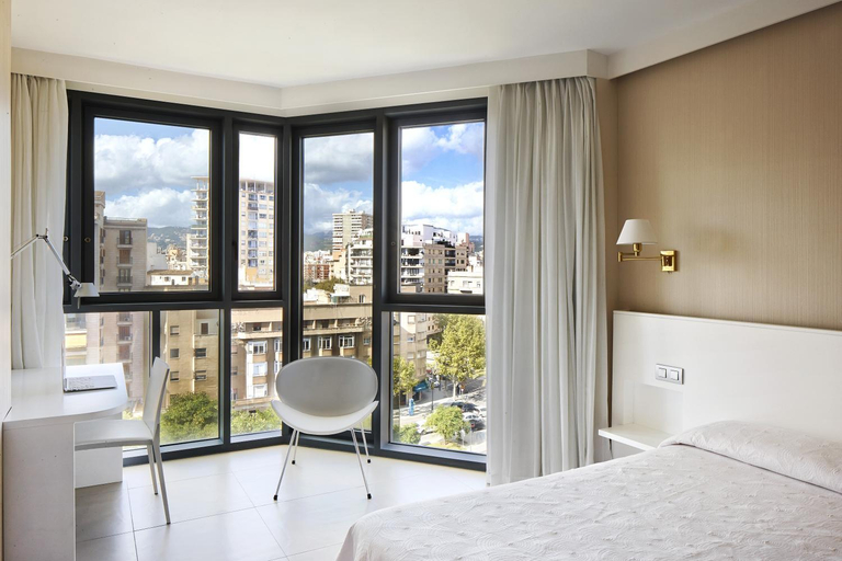 Bedroom 2, Hotel Palladium, Baleares