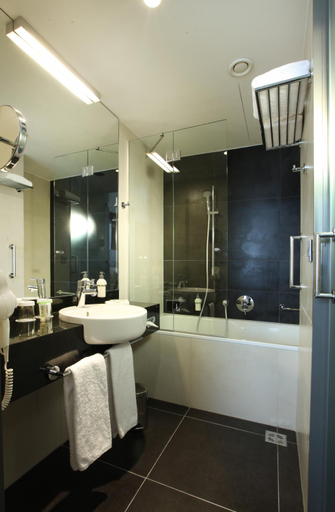Bathroom 5, Lindner Hotel Bratislava, Bratislava II