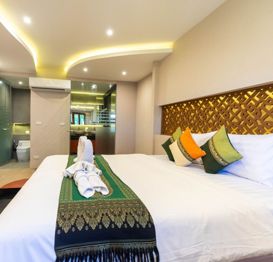 Bedroom 12