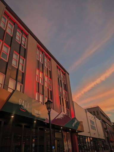 Exterior & Views 2, The Arts Hotel, Queens