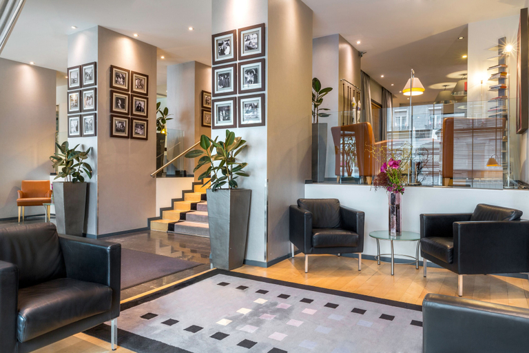 Others 4, Hotel Auteuil, Genève