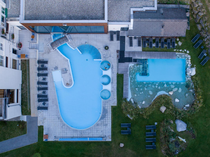 Others 4, Le Bristol Leukerbad, Leuk