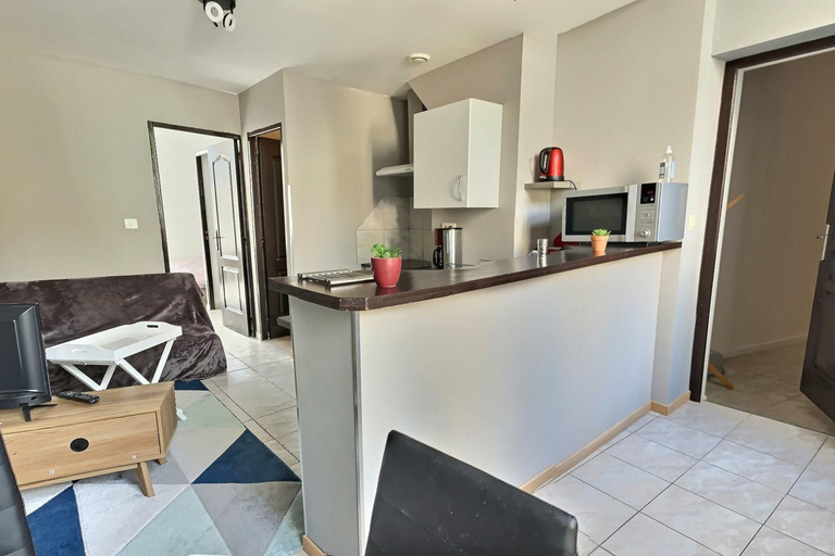 Others 5, Des appartements au calme dans un immeuble historique, Hérault