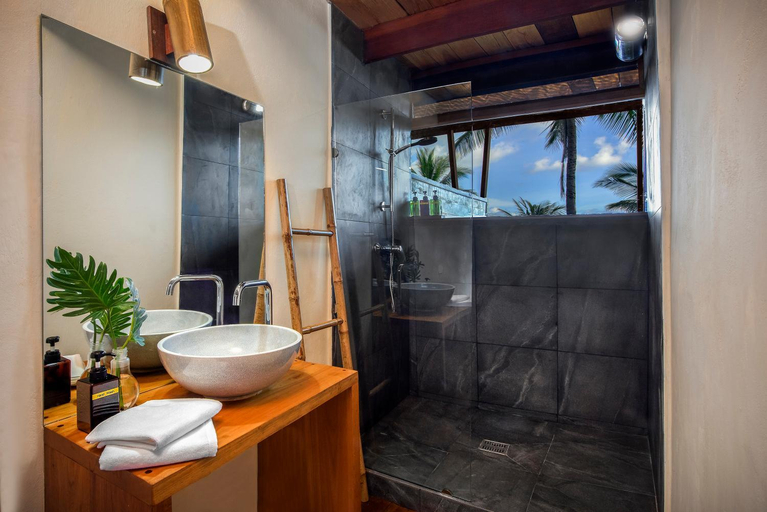 Bathroom 3, Ecotao lodge, Ko Phangan