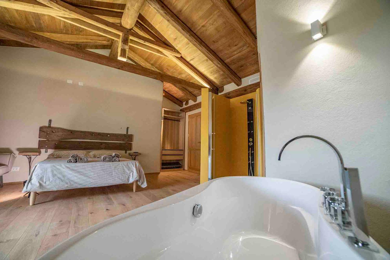 Bedroom 12