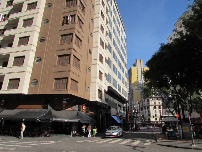 Nebias Palace Hotel junto da Avenida Ipiranga com Sao Joao em Frente ao Bar Brahma SP, São Paulo