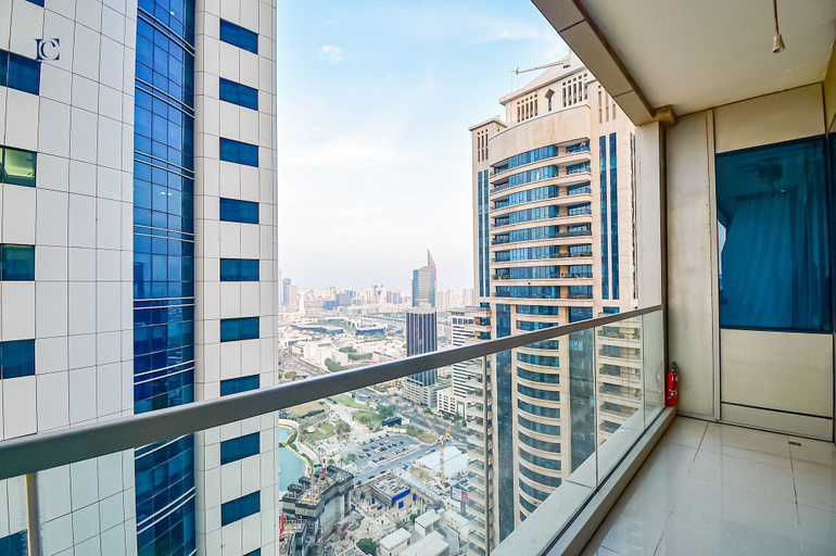 Others 4, Stunning Sea View 2Bed near Tram Stn, Dubai