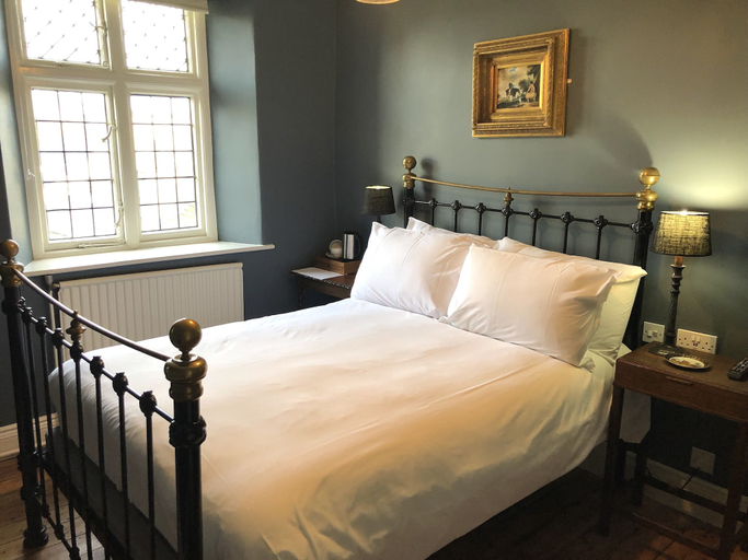 Bedroom 3, The Wheatsheaf, Cumbria