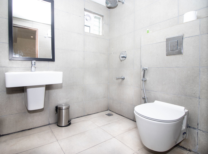 Bathroom 4, Sanctum Suites Richmond Road Bangalore, Bangalore