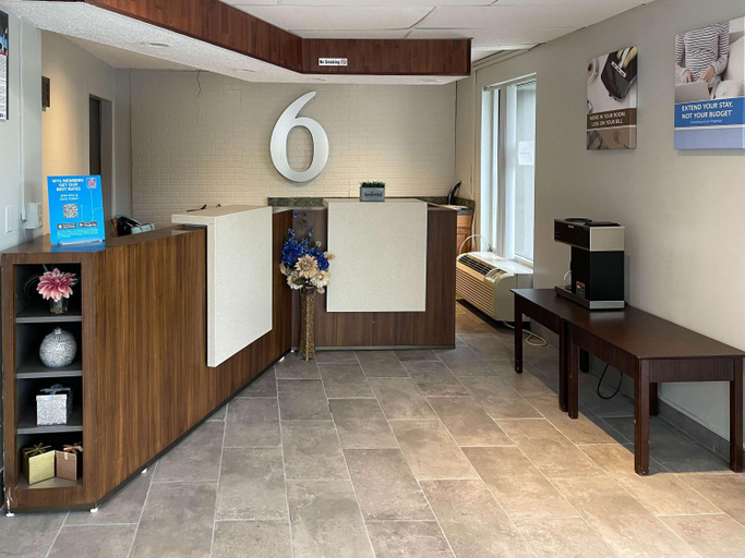 Public Area 2, Studio 6 Suites – Wytheville, VA, Wythe