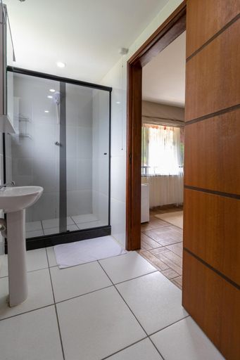 Bathroom 3, Kings Boutique Hotel, Rio das Flores