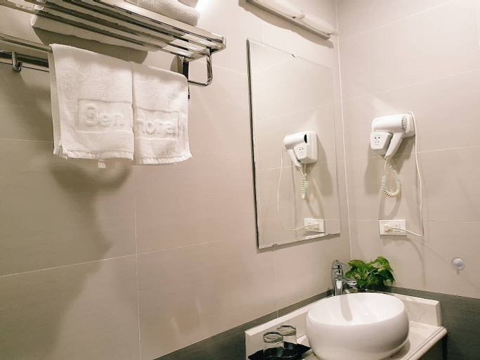 Bathroom 3