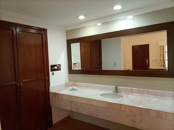 Bathroom 5, InHouse Select Hacienda Tres Rios Hotel Culiacán, Culiacán